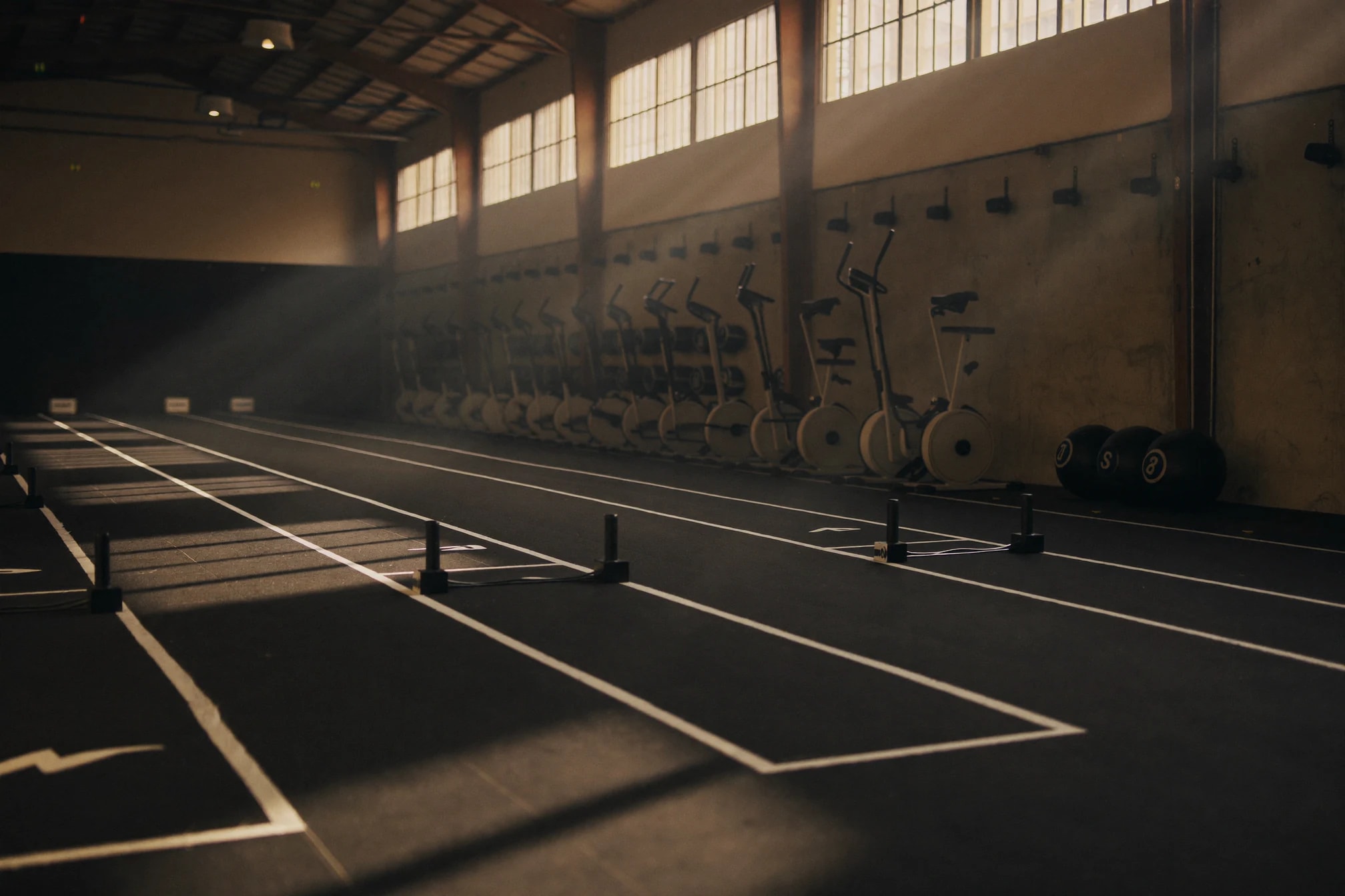 HYROX / CrossFit environment